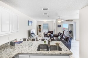 Flat-screen TV - Gulf Island  233-1 Bedroom Condo with hall bunks and a sleeper sofa/ Sleeps 6 (Navarre)