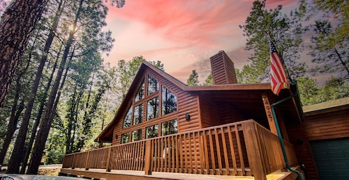 Magical Cabin in Pinetop Lakes