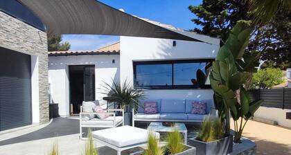 Villa Lomy - House of character - Bandol seaside - 5* classification