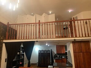 Interior - Opera Loft | Large full floor loft on Fifth Avenue (New York)