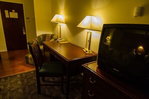 Interior - Grizz Hotel (Revelstoke)