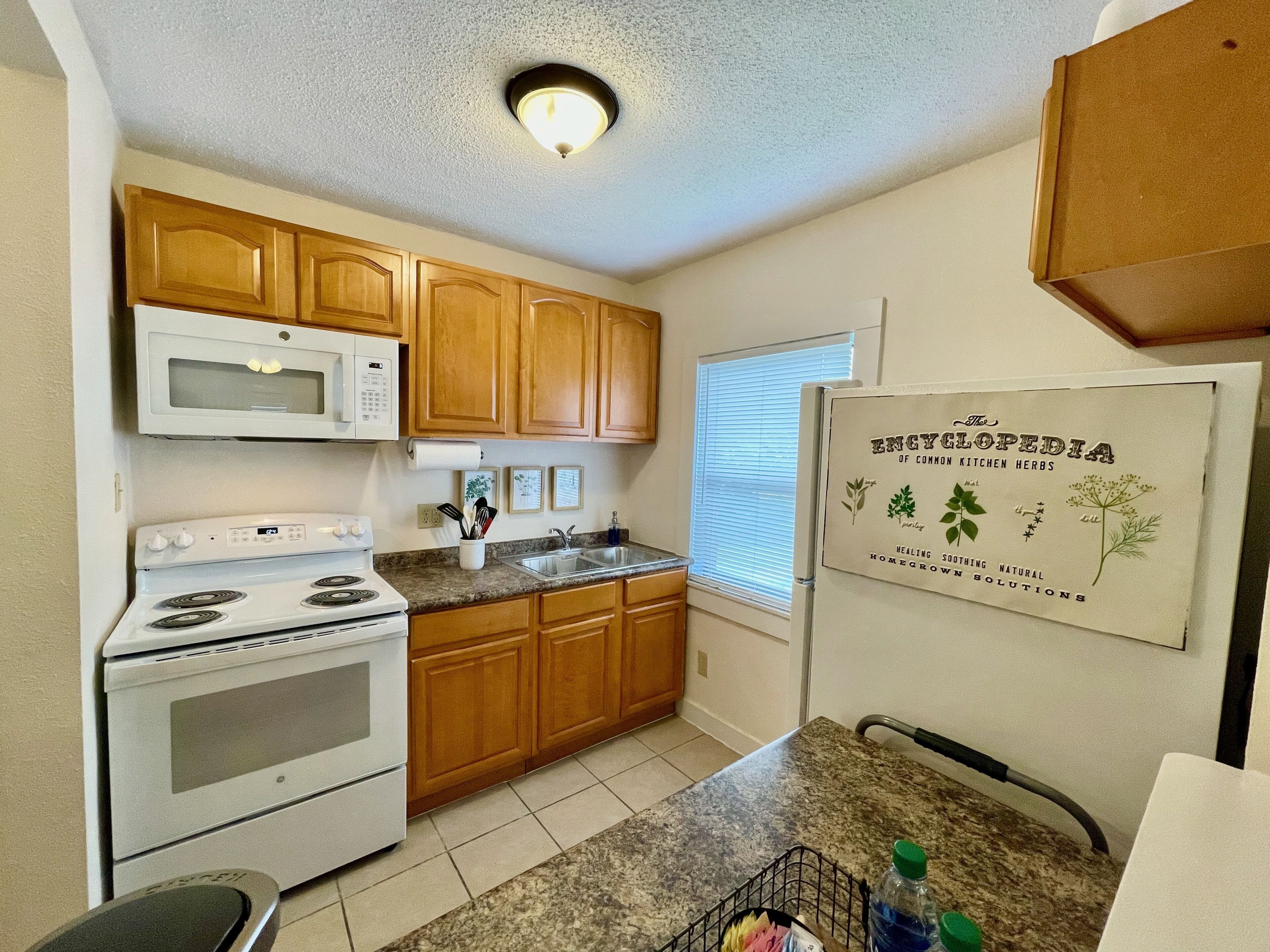 Comfortable & Clean 2-Bedroom Apartment in Midtown