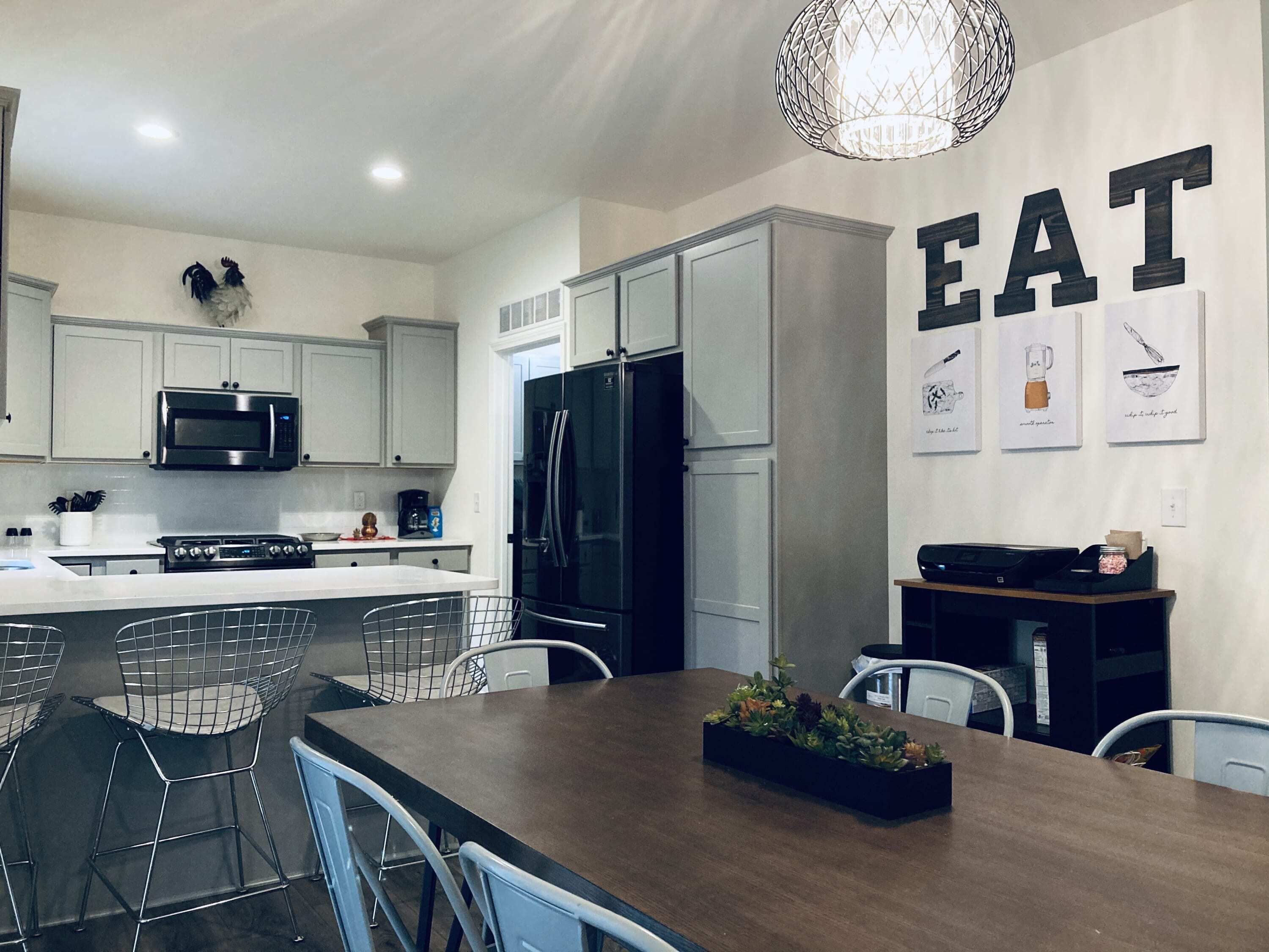 4 Bedroom Home (5 Beds) I Lake Geneva