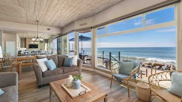 Smart-tv en een open haard