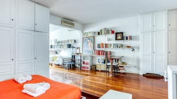 1 camera, una scrivania, ferro/asse da stiro, Wi-Fi gratuito