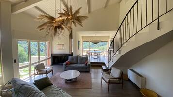 TV connectée, espaces bureaux