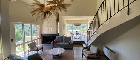 تلفزيون ذكي، مكتب