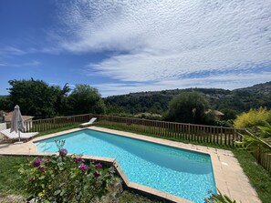 Outdoor pool - Villa au Calme Avec Piscine sur Proche Nice (Falicon)