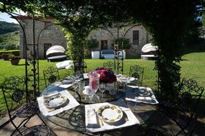 Ristorazione all'aperto