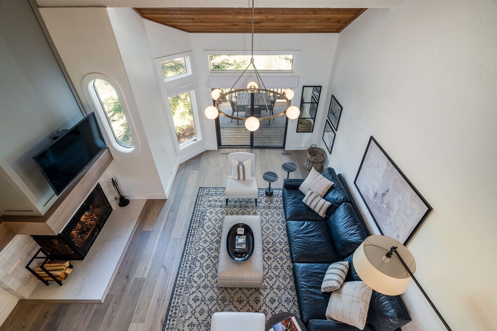 Immaculate Sun Valley Townhome in Elkhorn