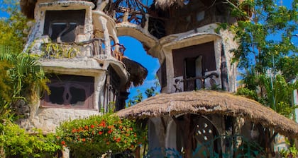 La Torre at La Quinta Orquídea