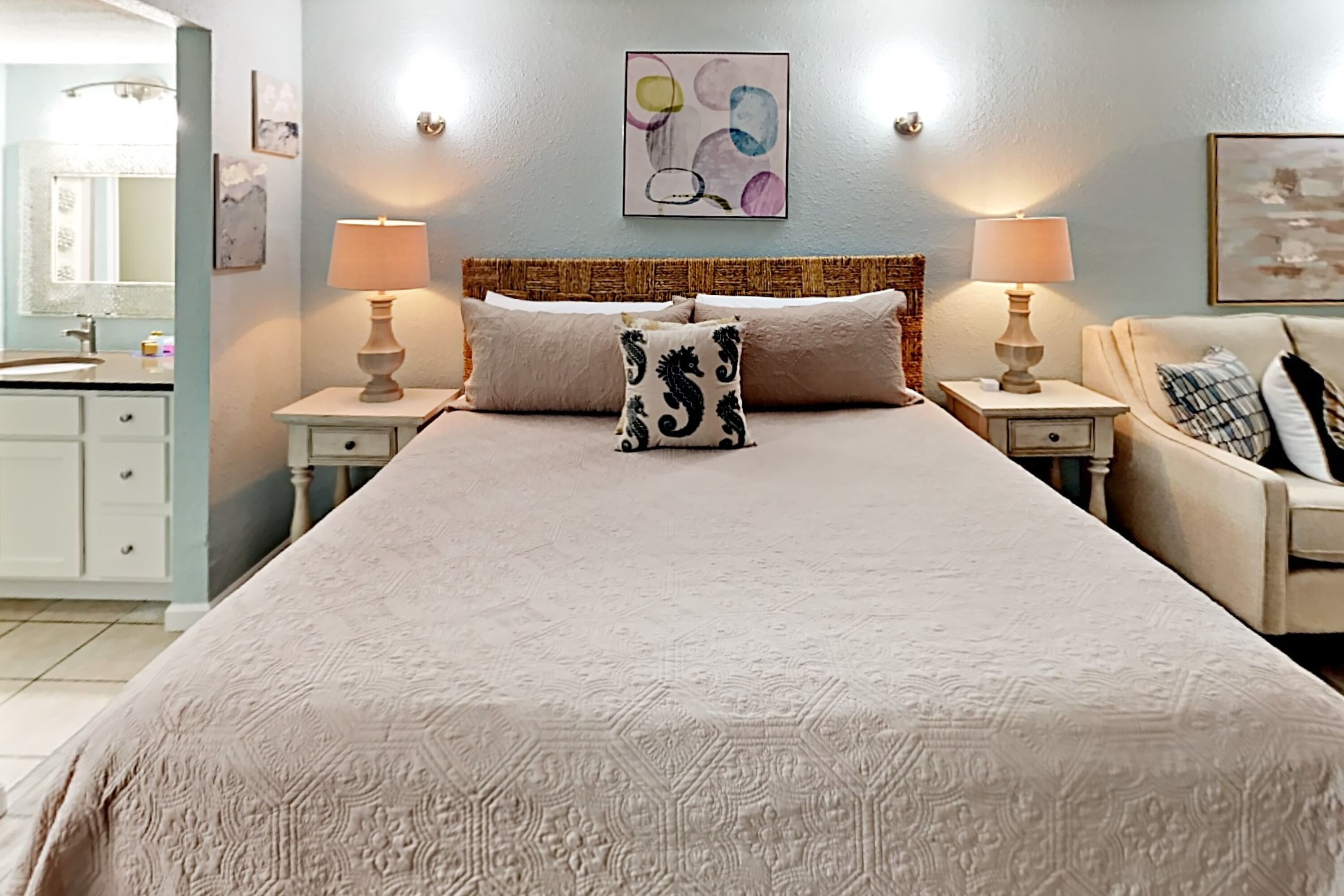 Location! Direct Beach access & Ocean View! Port A