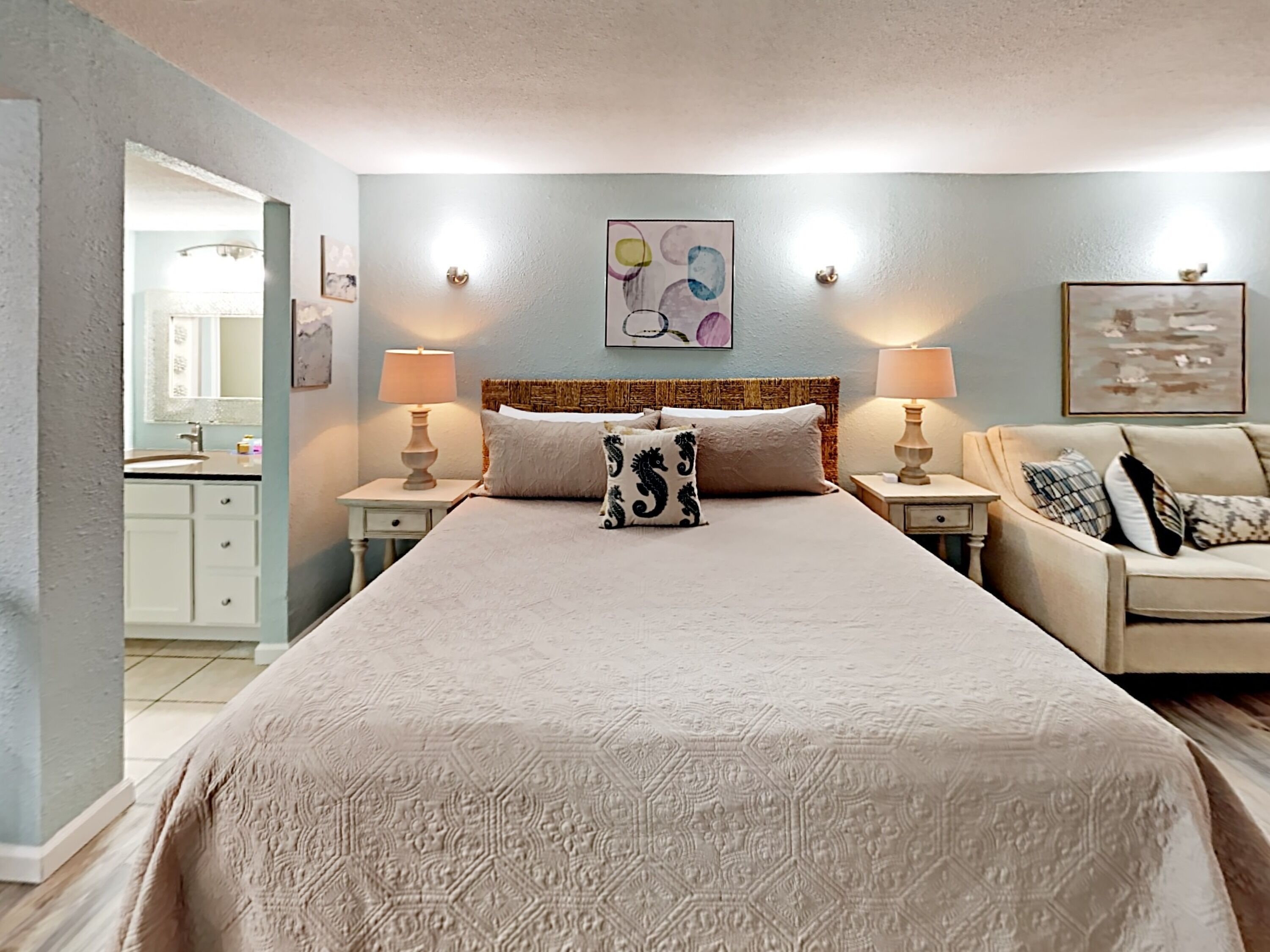 Location! Direct Beach access & Ocean View! Port A