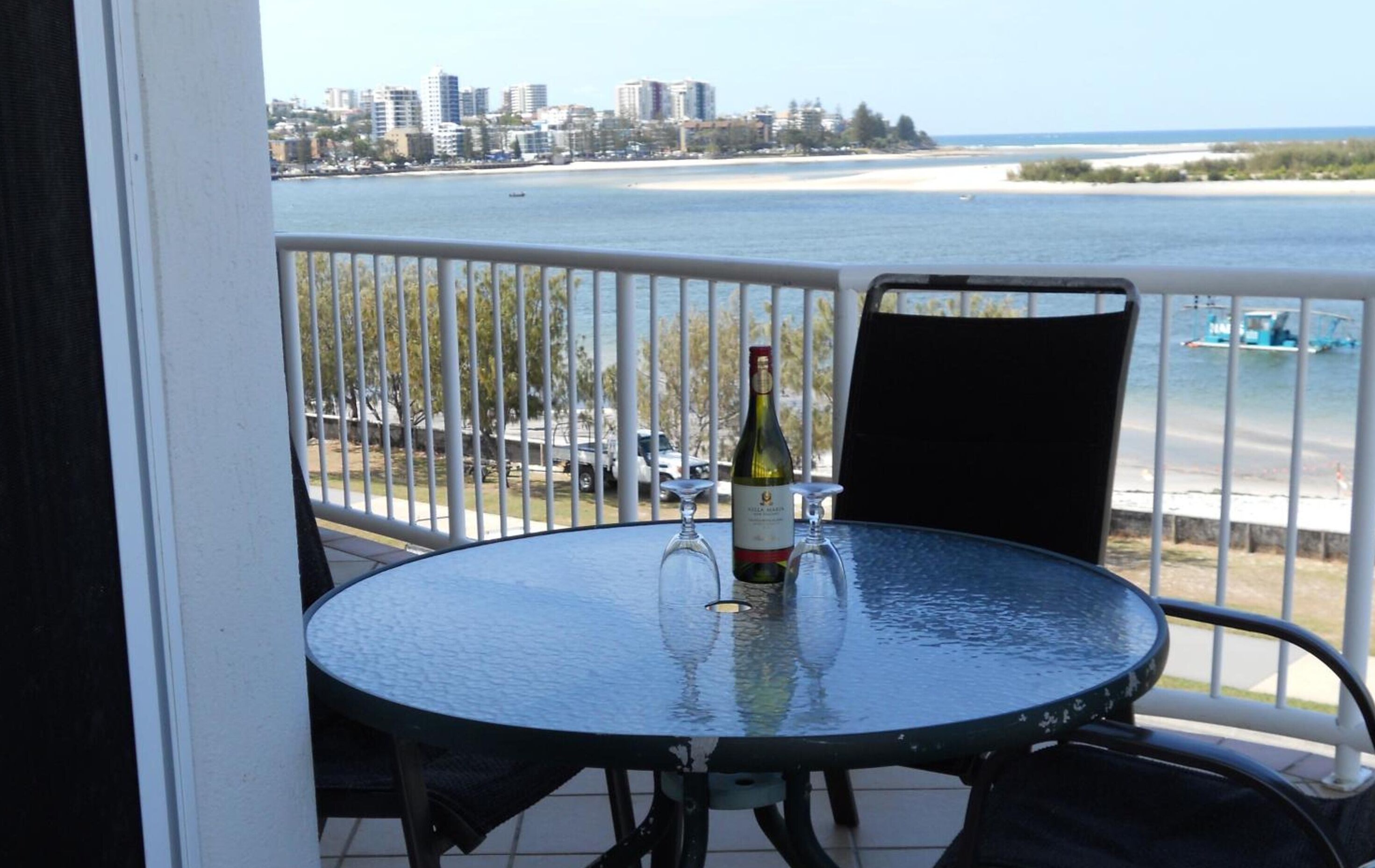 Tempat makan outdoor