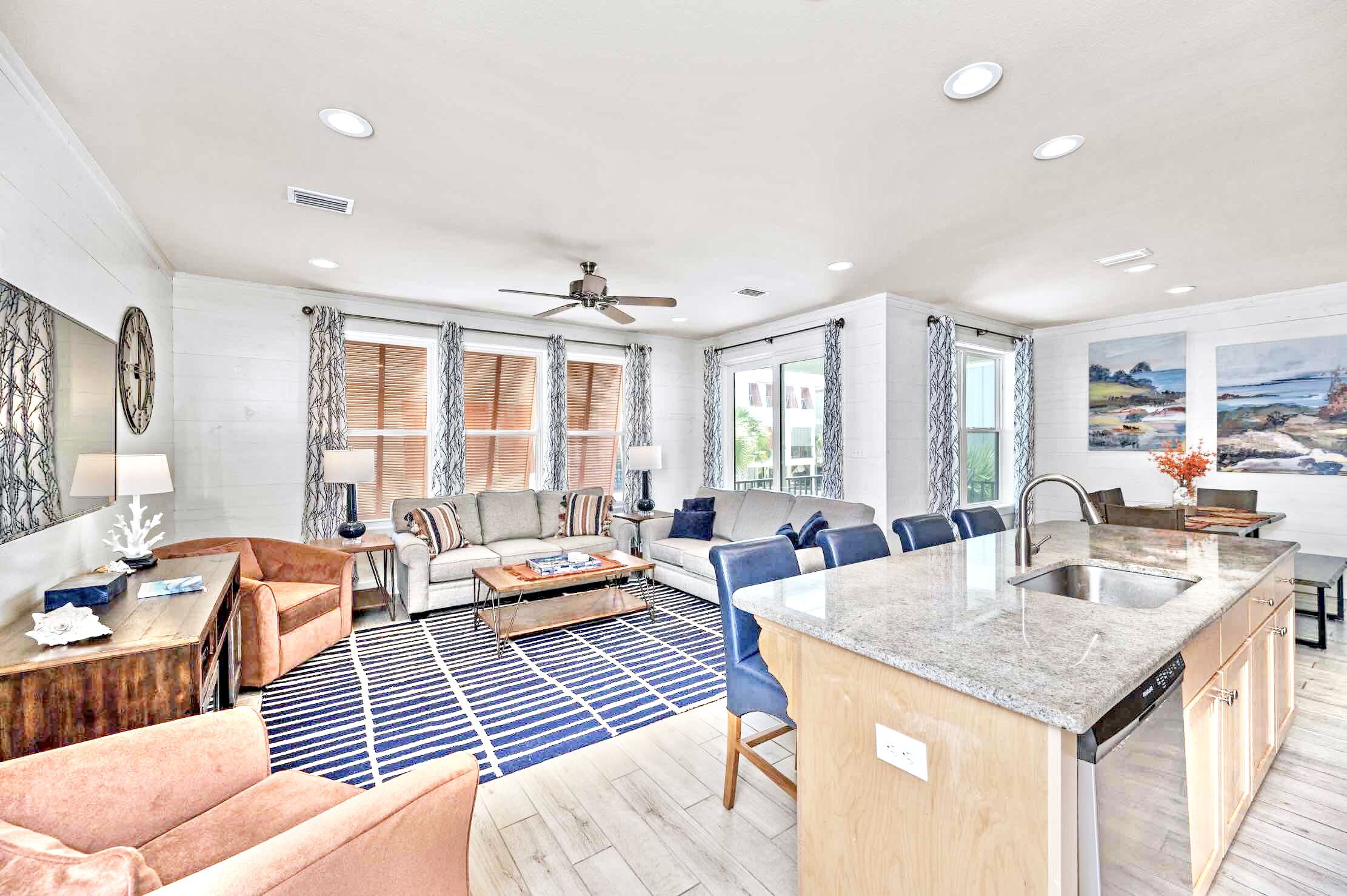 Pet Friendly| 3 Min. Walk To the Beach| My Beach Getaways