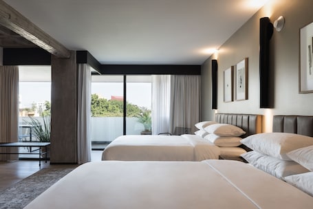 Double Suite | 1 bedroom, minibar, in-room safe, desk