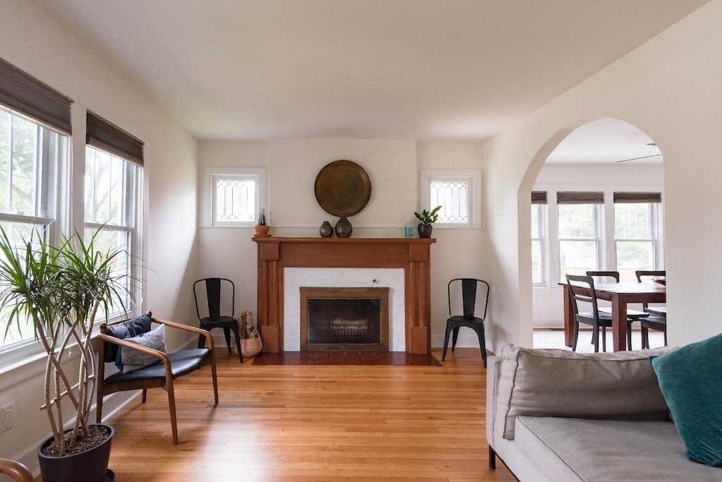 Gains House - Central Location - Best Neighborhood - Modern Farmhouse