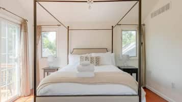 4 chambres, fer et planche à repasser, Wi-Fi gratuit, draps fournis