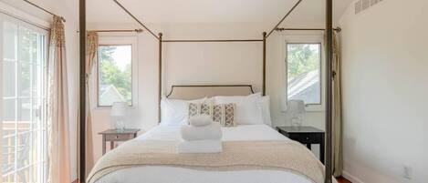 4 Schlafzimmer, Bügeleisen/Bügelbrett, kostenloses WLAN, Bettwäsche