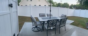 Outdoor dining
