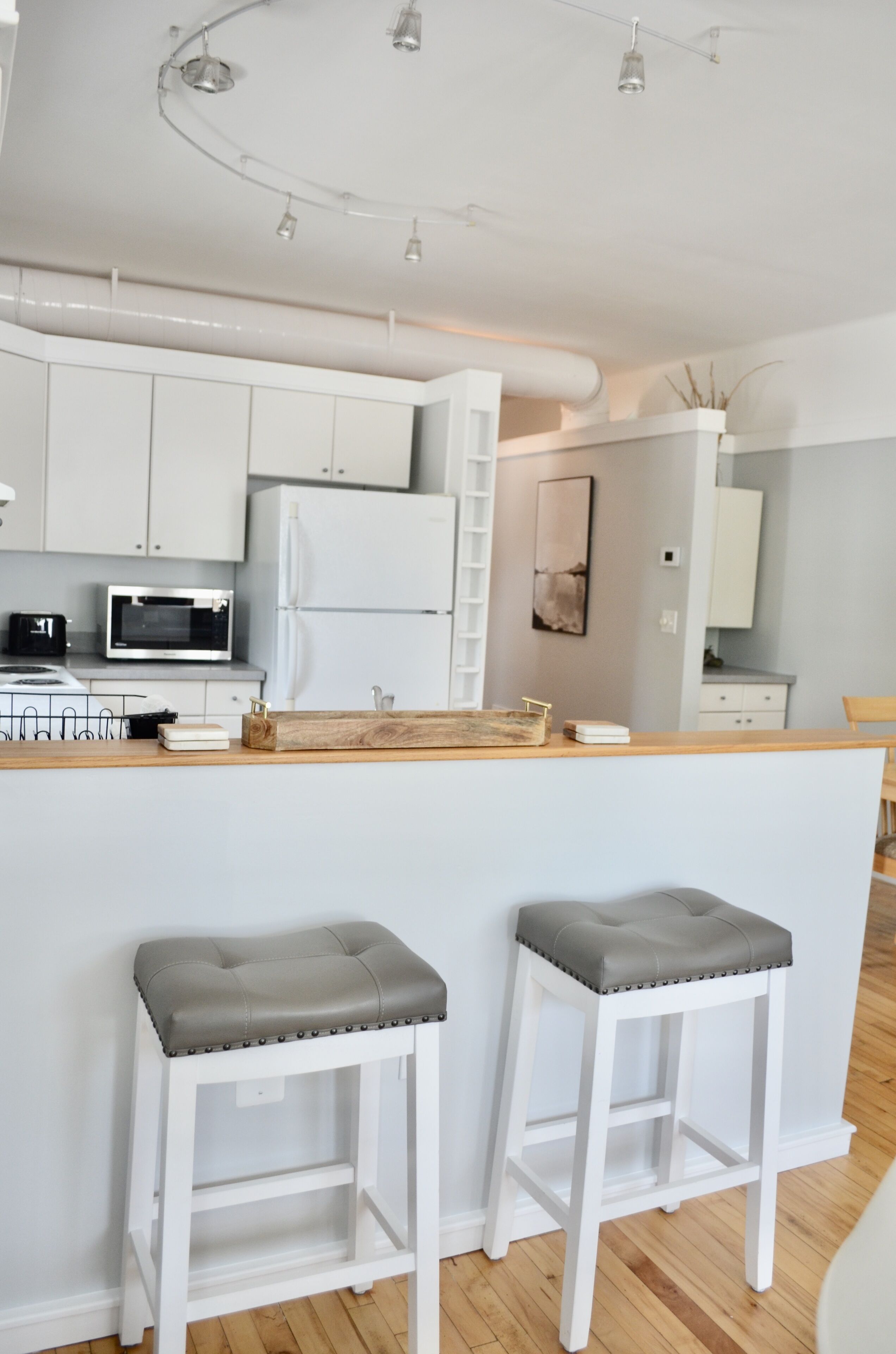 Stunning Condo in Downtown Empire