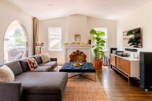 TV, stereo, offices - Stylish 2BR Spanish House w/ Gated Parking (Glendale)