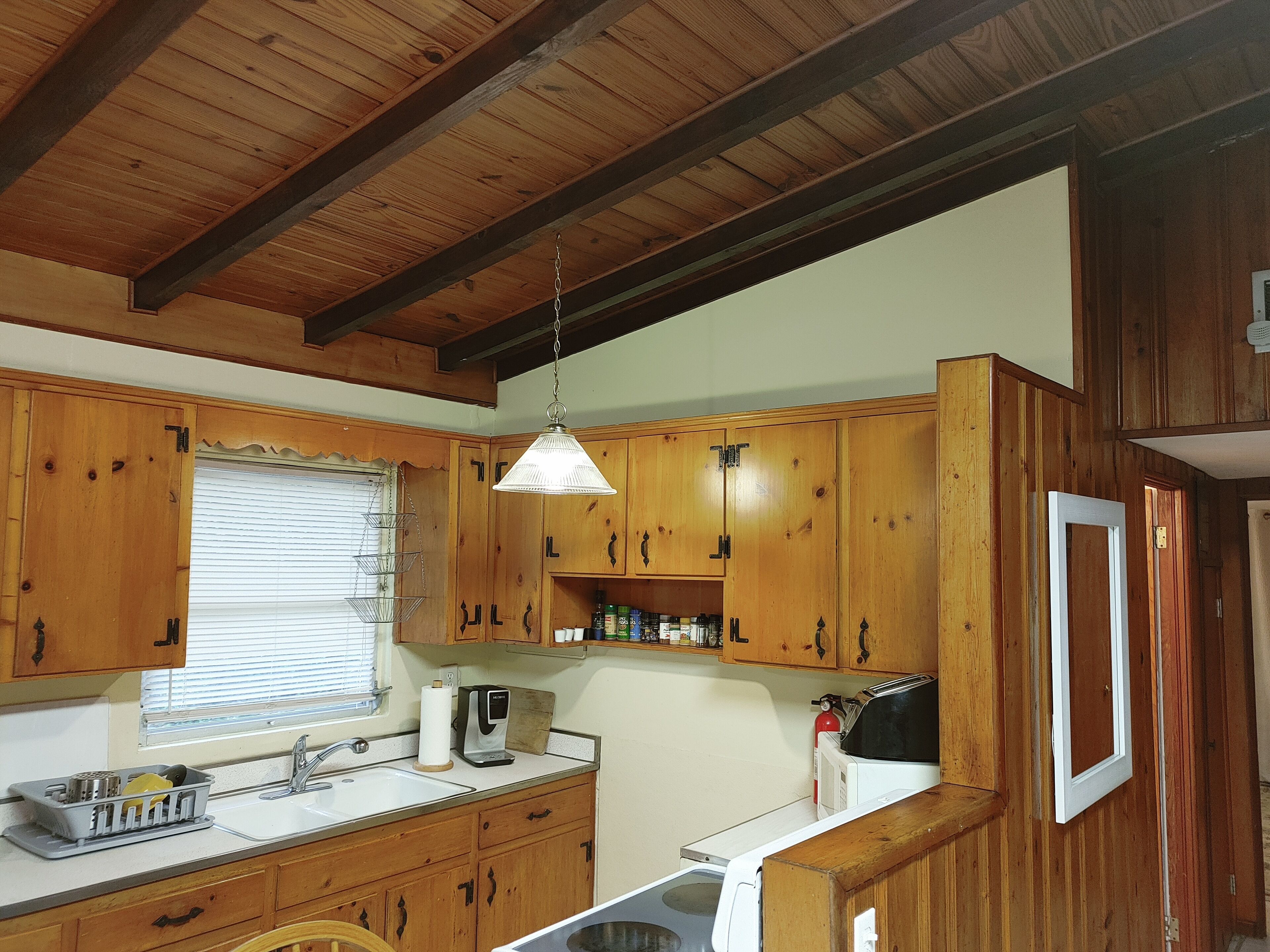 Peaceful Private Pet Friendly and near everything