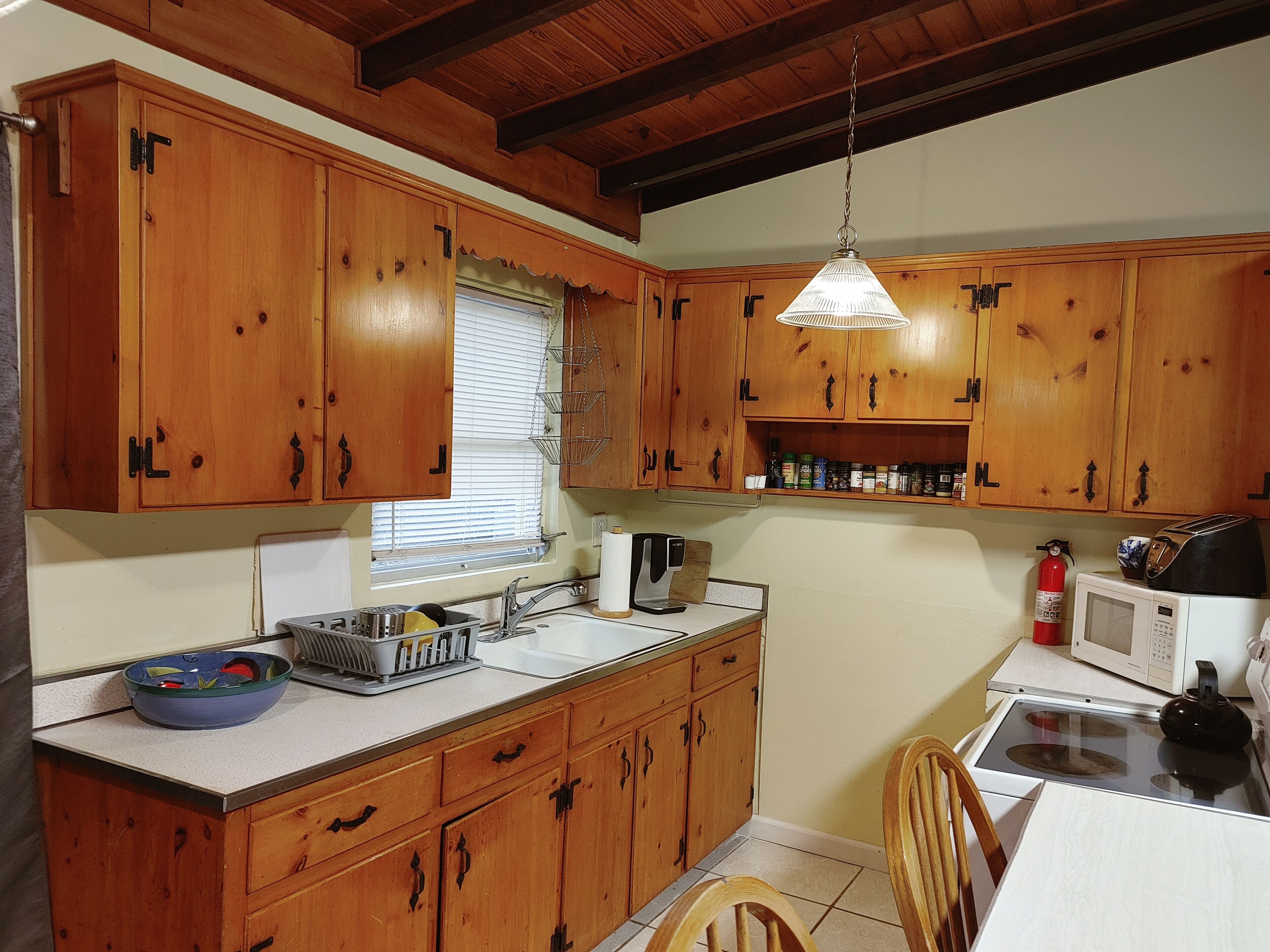 Peaceful Private Pet Friendly and near everything