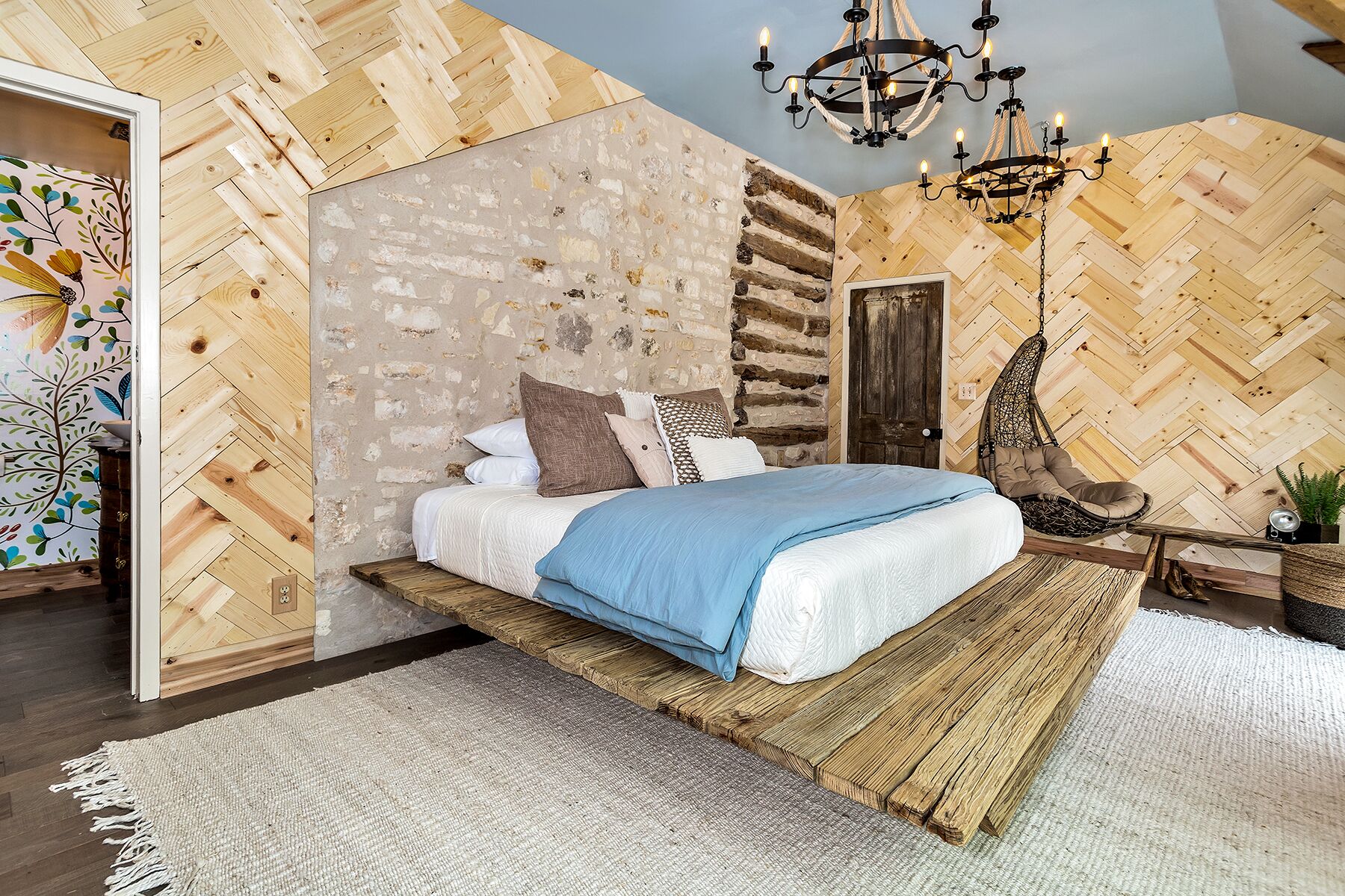 The Rockwood | Close to Town | Hot Tub | Game Room | Firepit