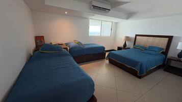 3 bedrooms, iron/ironing board, travel crib, WiFi (free)