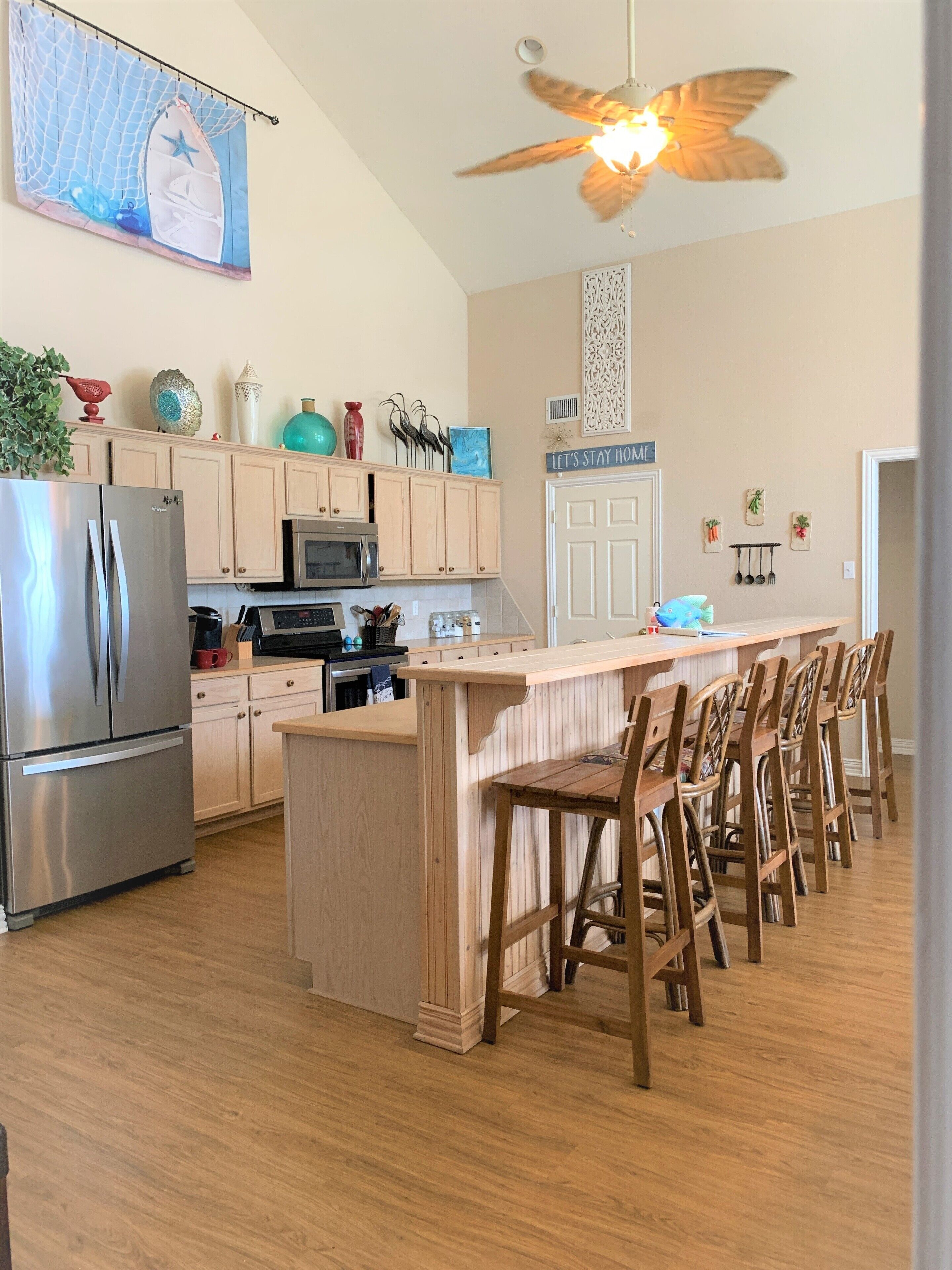 WATERFRONT, sun rises, gated yard, spacious porch, 1 story - Serenity!