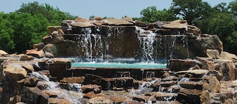 300 acres of Texas Ranching at it's Best