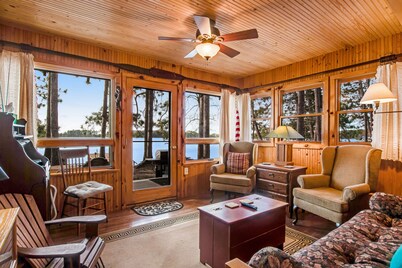 Remodeled Lakefront Cottage w/Free WiFi, Private Dock, Lake Views, & Gas Grill
