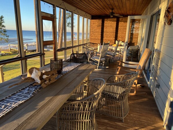 Outdoor dining - The Best Beach-Front House “Get-A-Way” in Florida (Panacea)