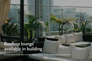 Property grounds - Chic Innere Stadt 1BR w/ Gym & Doorman, walk to Graben, by Blueground (Vienna)