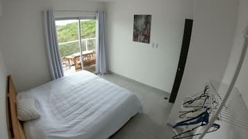 4 Schlafzimmer, Bügeleisen/Bügelbrett, kostenloses WLAN, Bettwäsche