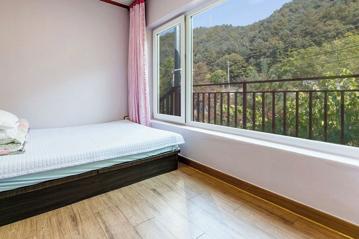 Basic Room, 2 Bedrooms (Moozigea) | 1 bedroom, WiFi (free)