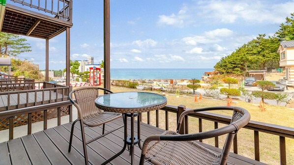 Basic Room, 1 Bedroom (103) | 1 bedroom, free WiFi - Goseong Sea&star Pension (Goseong)