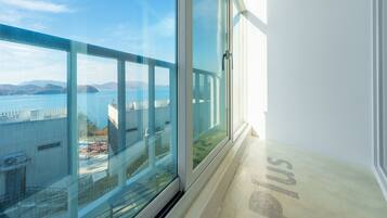 Basic Room, 1 Bedroom (F202) | 1 bedroom, free WiFi