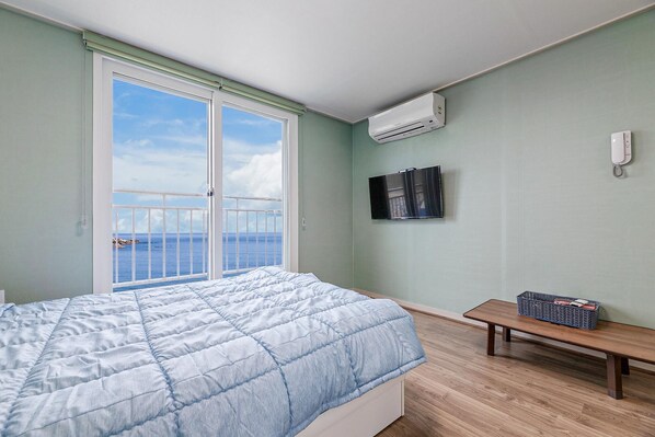 1 bedroom, free WiFi - Samcheok Eden Pension (Samcheok)