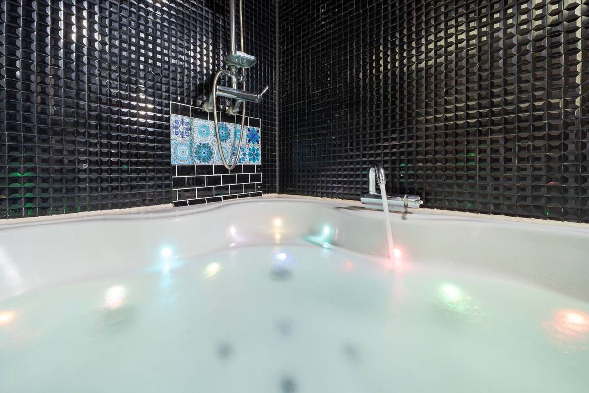 Basic Room, 1 Bedroom (V-101 (Spa)) | 1 bedroom, WiFi (free)