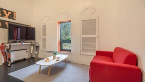 Basic Room, 1 Bedroom (V-203 ( Spa )) | 1 bedroom, free WiFi - Chuncheon Vishop Pension (Chuncheon)