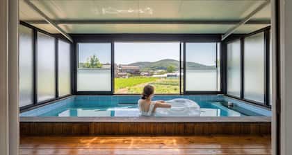Gyeongju Soraedanga Pension