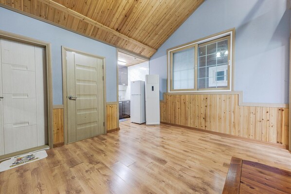 基础客房, 2 间卧室 (201) | 1 多间卧室、免费 WiFi