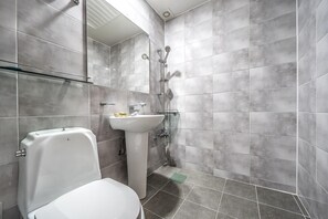 Rom – basic, 1 soverom (Okbit) | 1 soverom og wi-fi (inkludert)