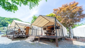 Quarto básico, 1 quarto (HealingGlamping3 (SideRiver view)) | Wi-Fi de cortesia