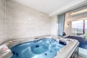 Basic Room, 1 Bedroom (M-D Lavender)