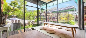 Pocheon Hi Mom Kids Spa Pension Black