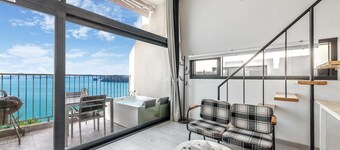 Yeosu Lastella Pension