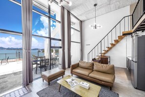 Basic Room, 2 Bedrooms (102) | 1 bedroom, free WiFi - Yeosu Andante Pension (Yeosu)